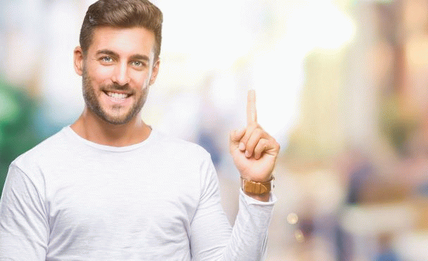 ۱۴ فیلم سینمایی که لبخند را به لبان شما می آورد